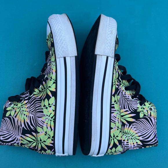 Converse Chuck Taylor All Star Jungle Platform Sneakers Youth size 2. - Picture 11 of 13